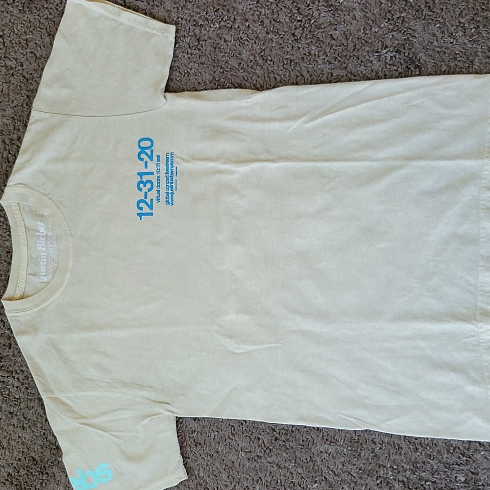Justin Bieber T shirt size Small concert